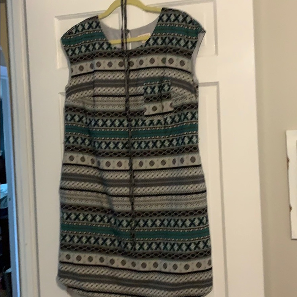 Merona size medium dress in pretty print